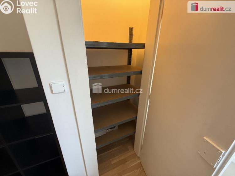 Pronájem bytu 1+KK Praha 5, Moulíkova č. 6