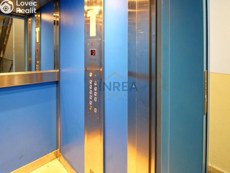 Prodej bytu 4+1 Teplice, Přítkovská 1652/1 č. 18