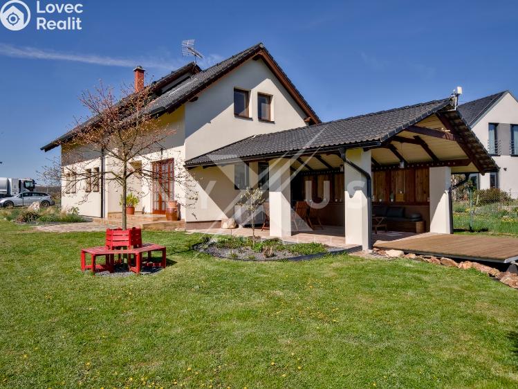 Sale family house Zbečno č. 11