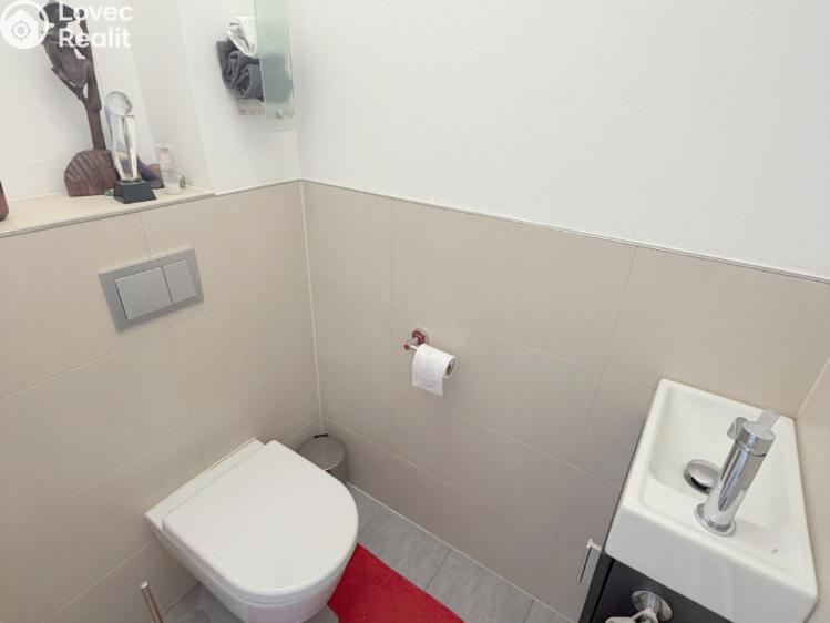 Pronájem rodinného domu Horoměřice, Karla IV. č. 20