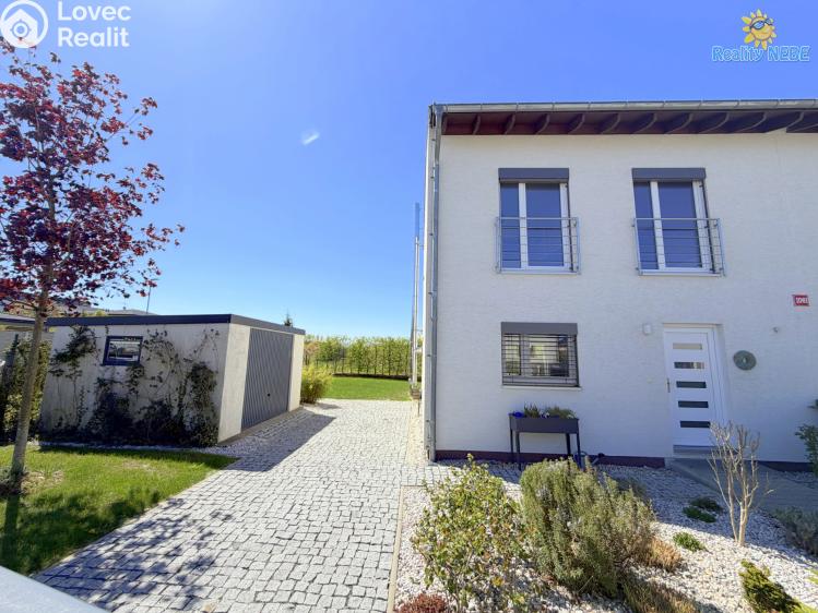 Pronájem rodinného domu Horoměřice, Karla IV. č. 26