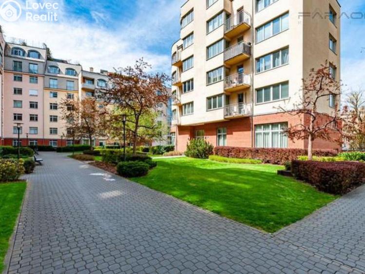 Pronájem bytu 1+KK Praha, U Zvonařky č. 19