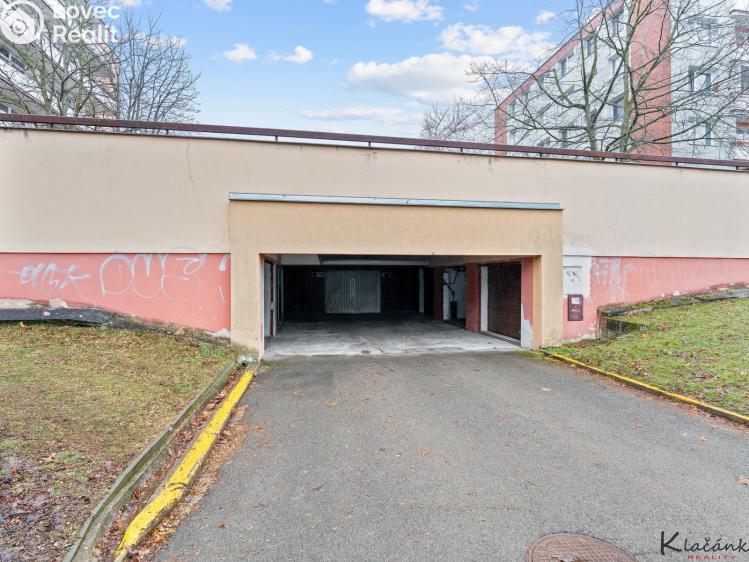 Продажа гаража Zlín, Křiby 4712 č. 1