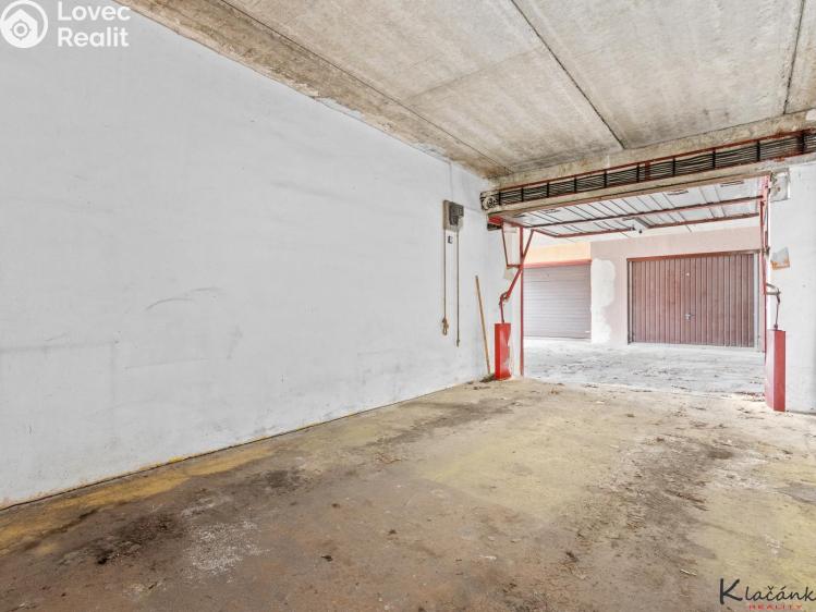 Продажа гаража Zlín, Křiby 4712 č. 4
