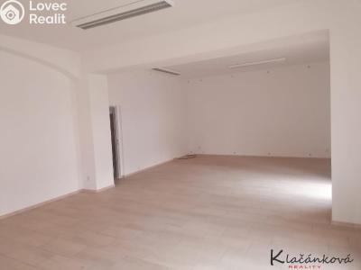 Pronájem kanceláře Napajedla, Masarykovo náměstí 558 č. 2