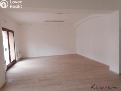 Pronájem kanceláře Napajedla, Masarykovo náměstí 558 č. 4