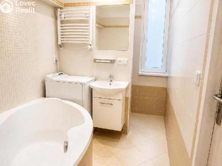 Prodej bytu 3+KK Zlín, Ševcovská 3943 č. 4