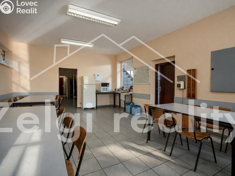 Pronájem skladového prostoru Valtice, Zámek 1 č. 8