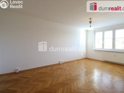 Pronájem bytu 3+1 Ostrov, Jungmannova č. 2