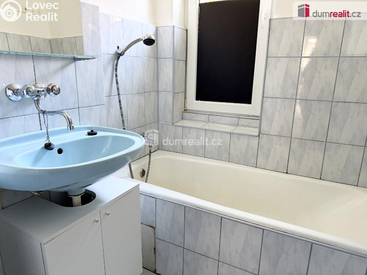 Pronájem bytu 3+1 Frenštát pod Radhoštěm, Školská čtvrť č. 8