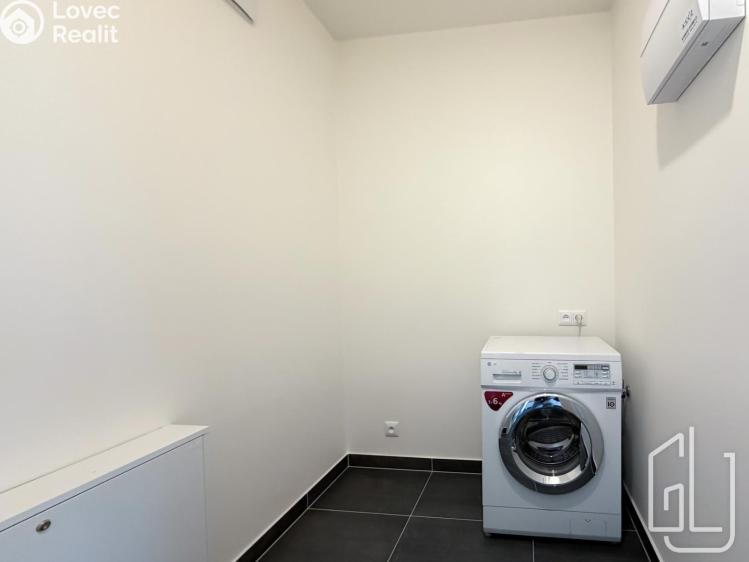 Pronájem bytu 2+KK Praha 9, Vysočany, Pod Harfou 1064/13 č. 13
