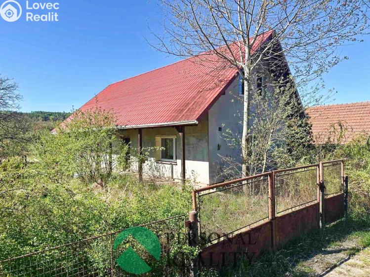 Prodej rodinného domu Petrovice č. 8