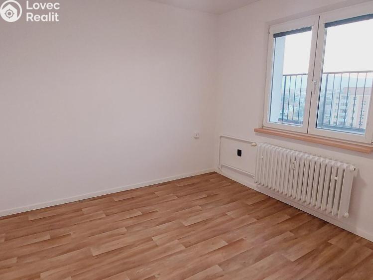 Pronájem bytu 1+KK Valašské Meziříčí, Růžová č. 12