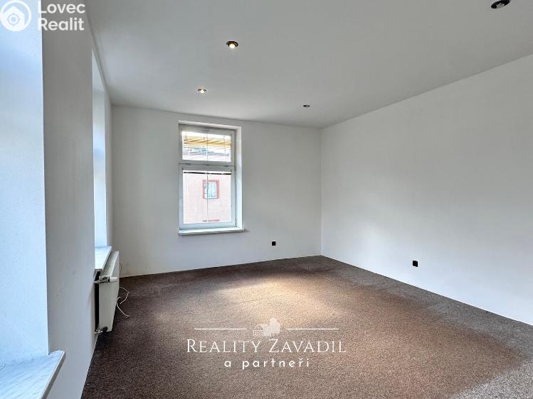 Sale apartment 1+KK Svoboda nad Úpou, Pietteho nám. č. 3