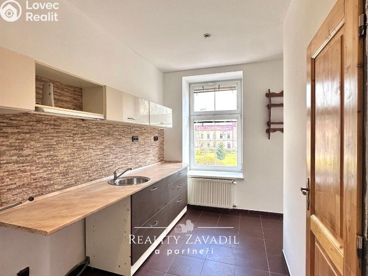 Sale apartment 1+KK Svoboda nad Úpou, Pietteho nám. č. 5