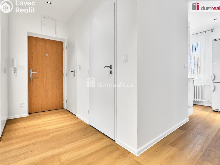 Prodej bytu 3+1 Karlovy Vary, Brigádníků č. 8