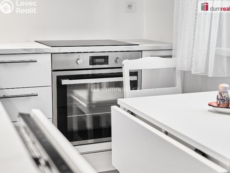 Prodej bytu 3+1 Karlovy Vary, Brigádníků č. 15