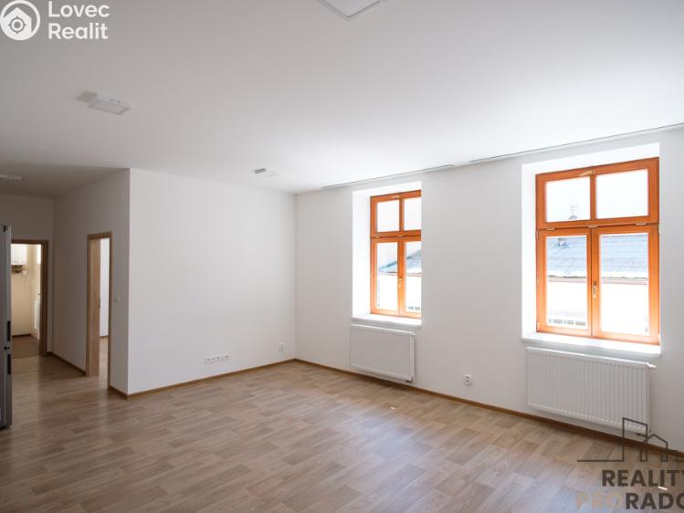 Pronájem bytu 2+KK Olomouc, Dolní náměstí 23/42 č. 5