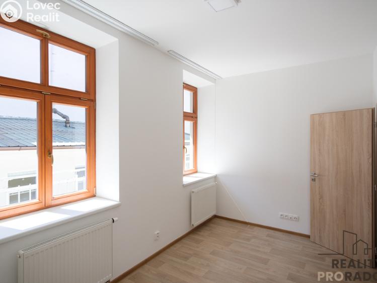 Pronájem bytu 2+KK Olomouc, Dolní náměstí 23/42 č. 7
