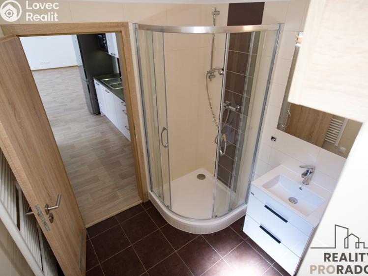 Pronájem bytu 2+KK Olomouc, Dolní náměstí 23/42 č. 14