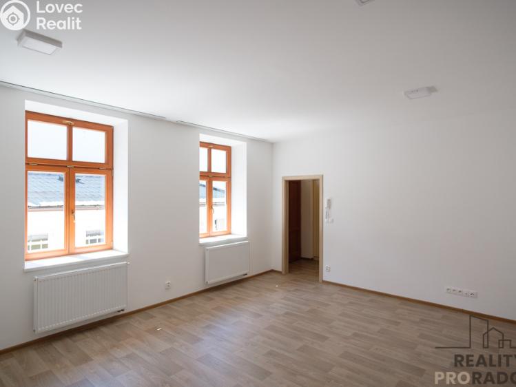 Pronájem bytu 2+KK Olomouc, Dolní náměstí 23/42 č. 16