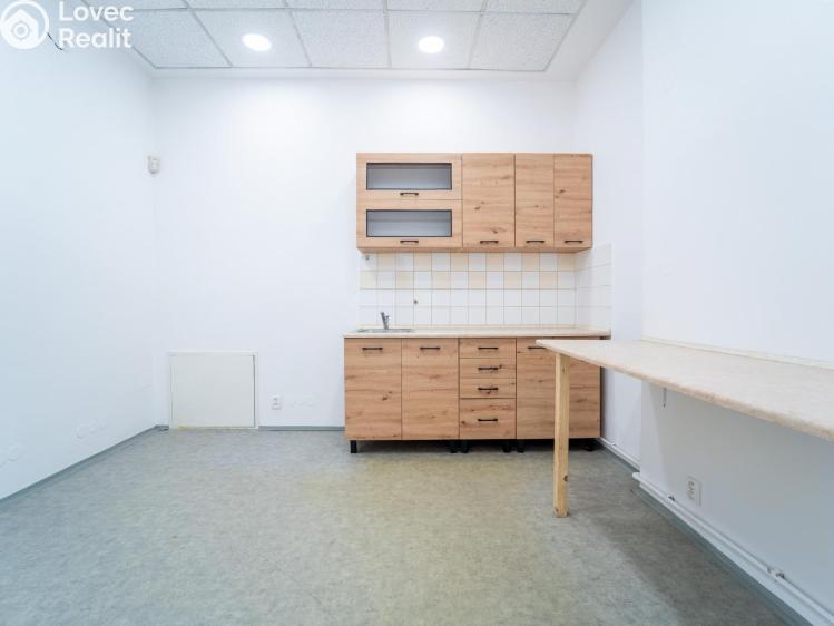 Pronájem obchodního prostoru Kolín, Legerova č. 8