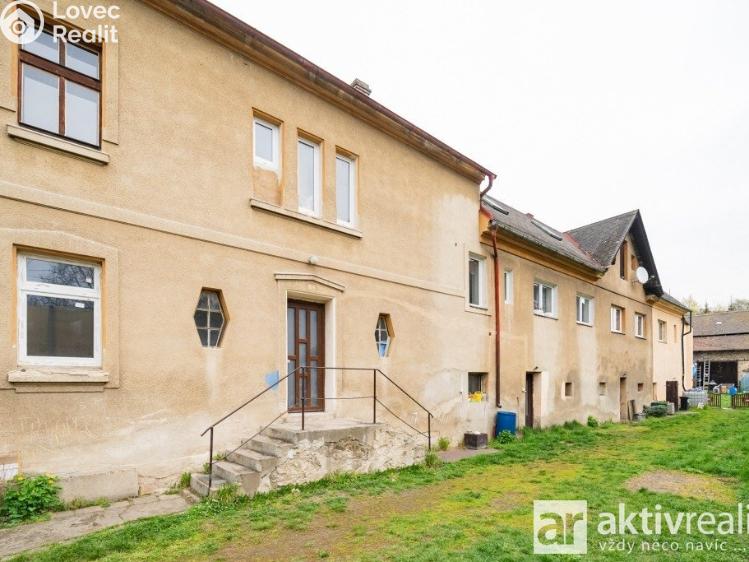 Prodej rodinného domu Dolní Zálezly, Mírové náměstí č. 33