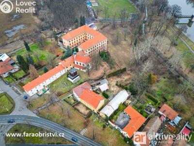 Продажа семейного дома Obříství, Svatopluka Čecha 4 č. 26