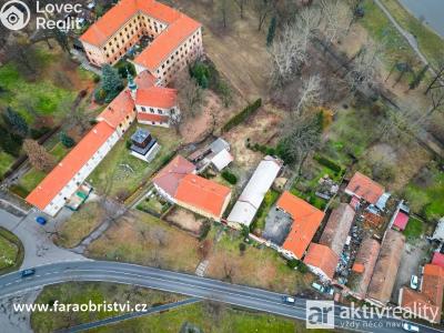 Продажа семейного дома Obříství, Svatopluka Čecha 4 č. 27