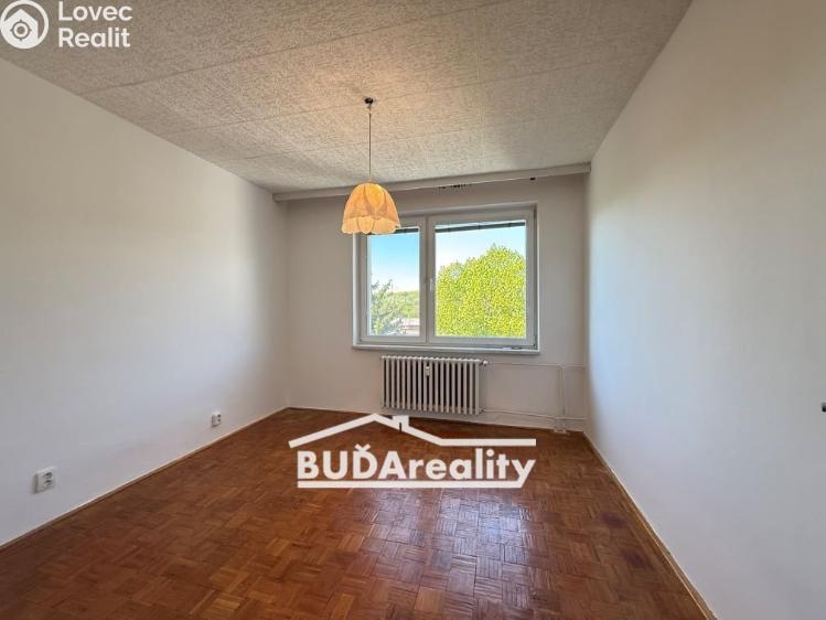 Pronájem bytu 2+1 Zlín, Družstevní 4517 č. 7