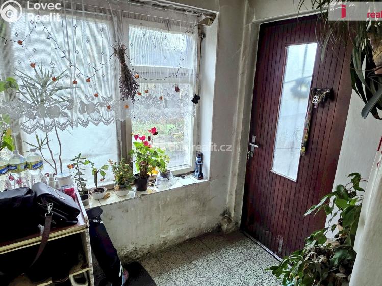 Prodej rodinného domu Praha 21, Zaříčanská č. 27