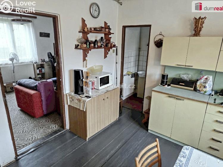 Prodej rodinného domu Praha 21, Zaříčanská č. 30