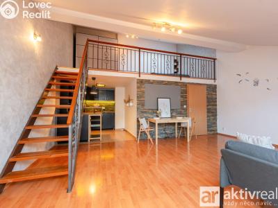 Prodej bytu 2+KK Šestajovice, Komenského 1329 č. 1