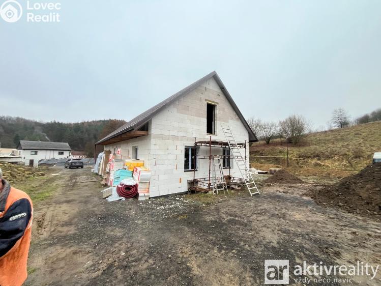 Prodej rodinného domu Medonosy č. 10