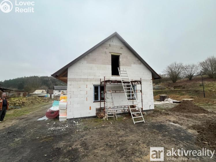 Prodej rodinného domu Medonosy č. 11