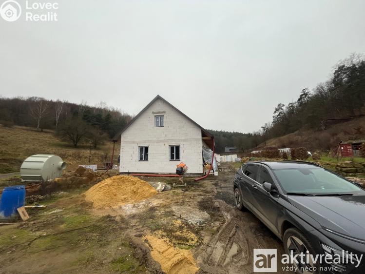 Prodej rodinného domu Medonosy č. 12
