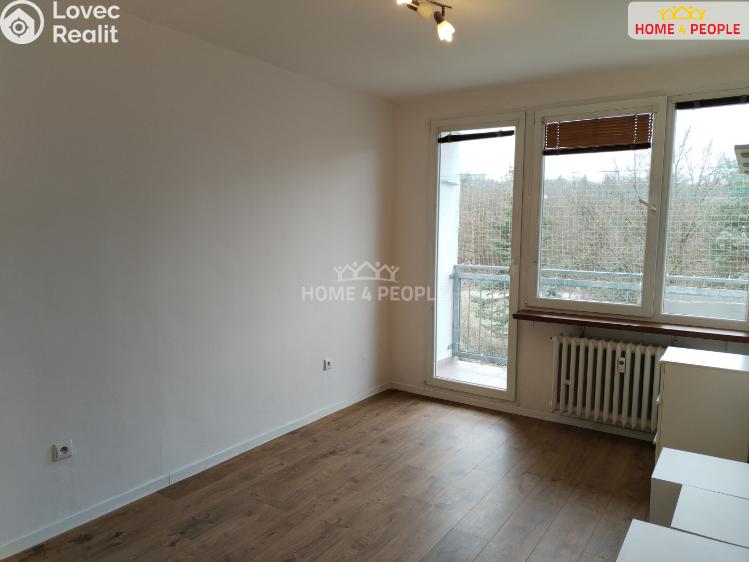 Pronájem bytu 2+KK Praha 15, Hornoměcholupská č. 7