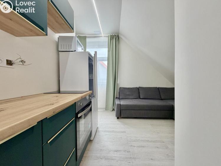 Pronájem bytu 2+KK Praha, Na Jarově 2070/36 č. 7