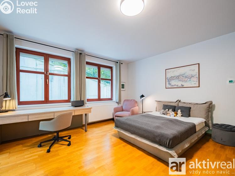 Pronájem bytu 4+KK Praha, Perucká 2525/21b č. 18