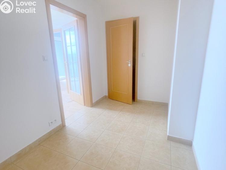 Аренда квартиры 3+KK Praha, Tatarkova č. 18