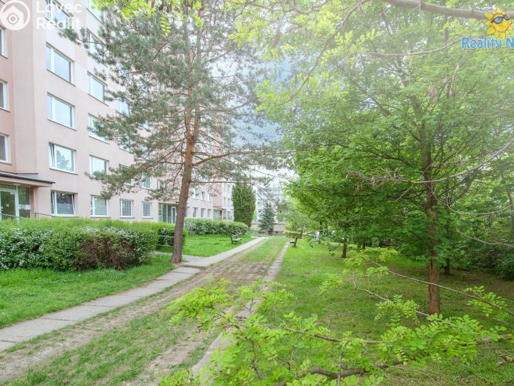 Rent apartment 1+KK Praha, Malenická č. 15