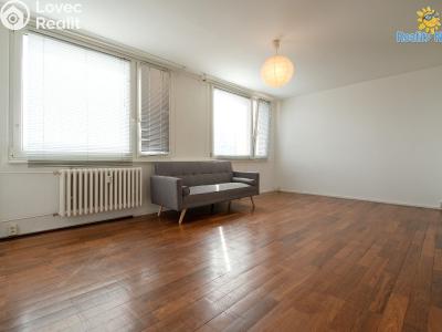 Pronájem bytu 1+KK Praha, Malenická č. 3
