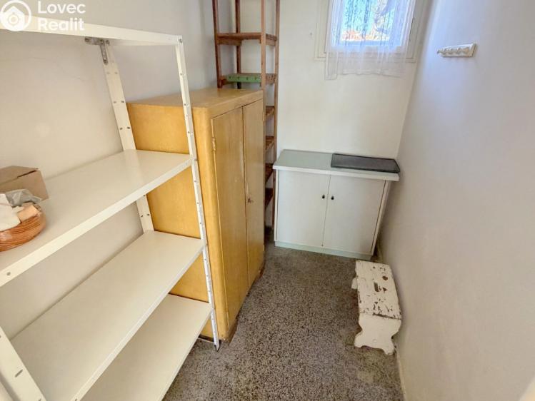Pronájem rodinného domu Senohraby, Nad stráněmi č. 20
