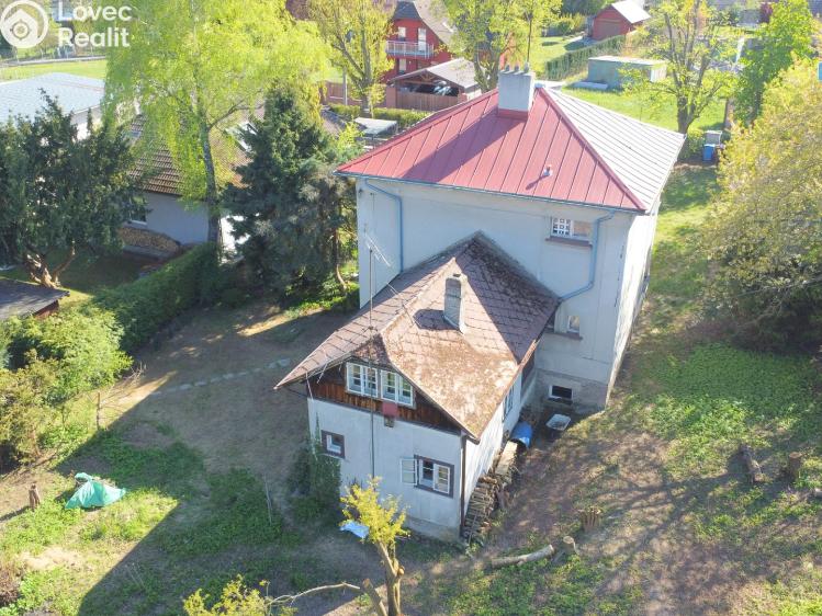 Pronájem rodinného domu Senohraby, Nad stráněmi č. 27