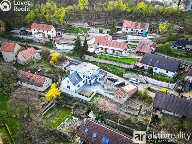 Prodej chalupy Liběchov, Pod Kostelíčkem 106 č. 40