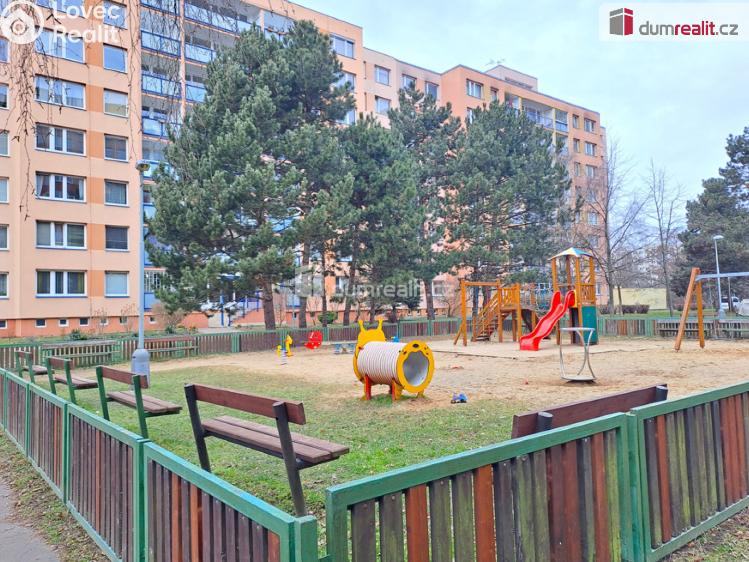 Pronájem bytu 4+KK Praha 11, Vejvanovského č. 38