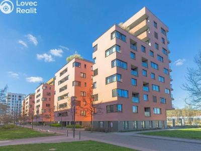 Sale apartment 3+KK Praha, V přístavu č. 2