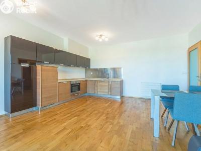 Sale apartment 3+KK Praha, V přístavu č. 8