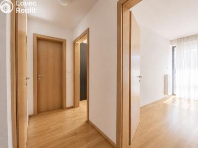Sale apartment 3+KK Praha, V přístavu č. 11