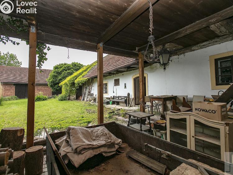 Prodej zemědělské usedlosti Řepníky č. 9